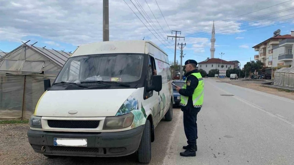 Alanya'da 17 araç trafikten men edildi