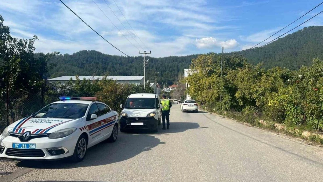 Alanya'da 25 araç trafikten men edildi