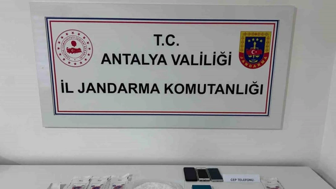 Alanya'da 300 gram metamfetamin ele geçirildi