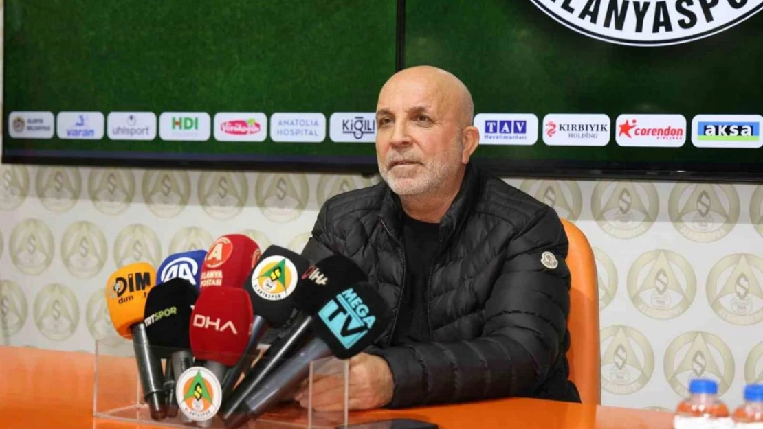 Alanyaspor Başkanı Çavuşoğlu'ndan Fenerbahçe maçındaki hakem kararlarına eleştiri