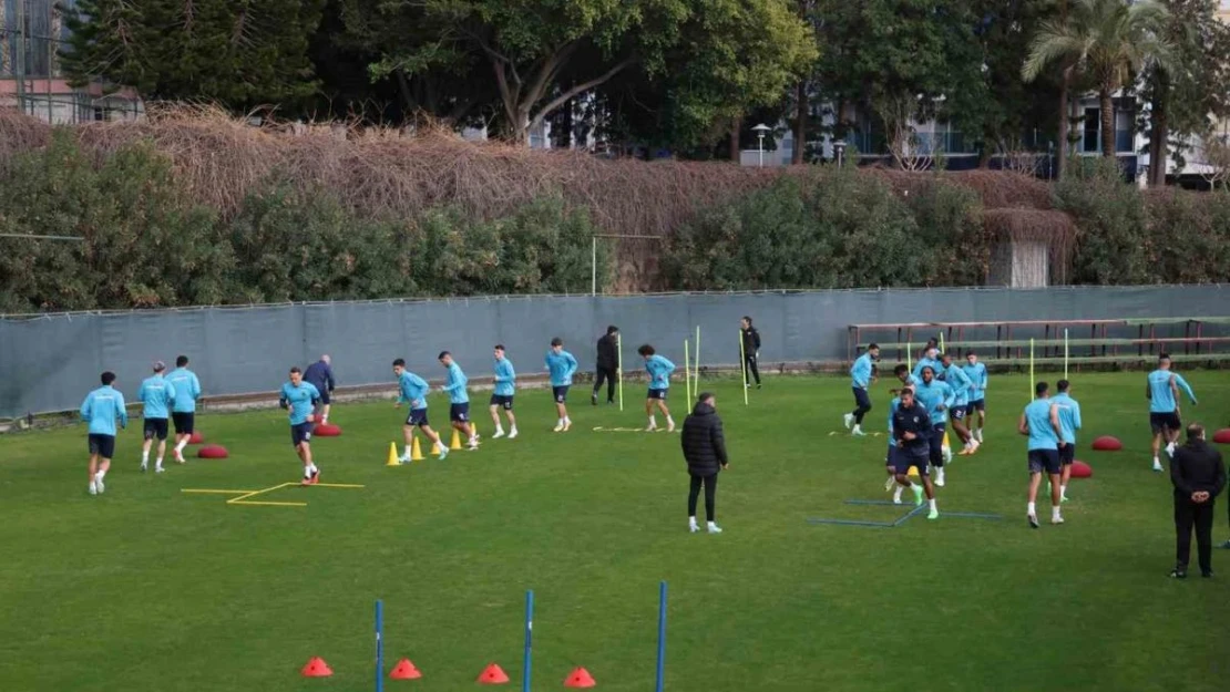 Alanyaspor'da Fatih Karagümrük maçı hazırlıkları başladı