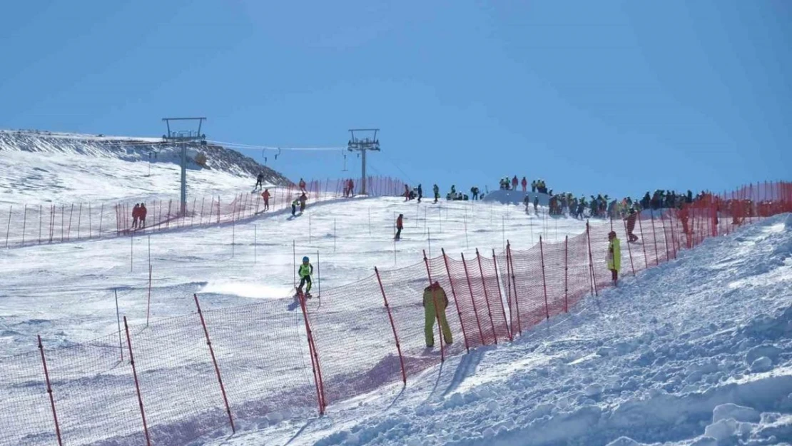 Alp Disiplini Eleme Yarışları nefes kesti