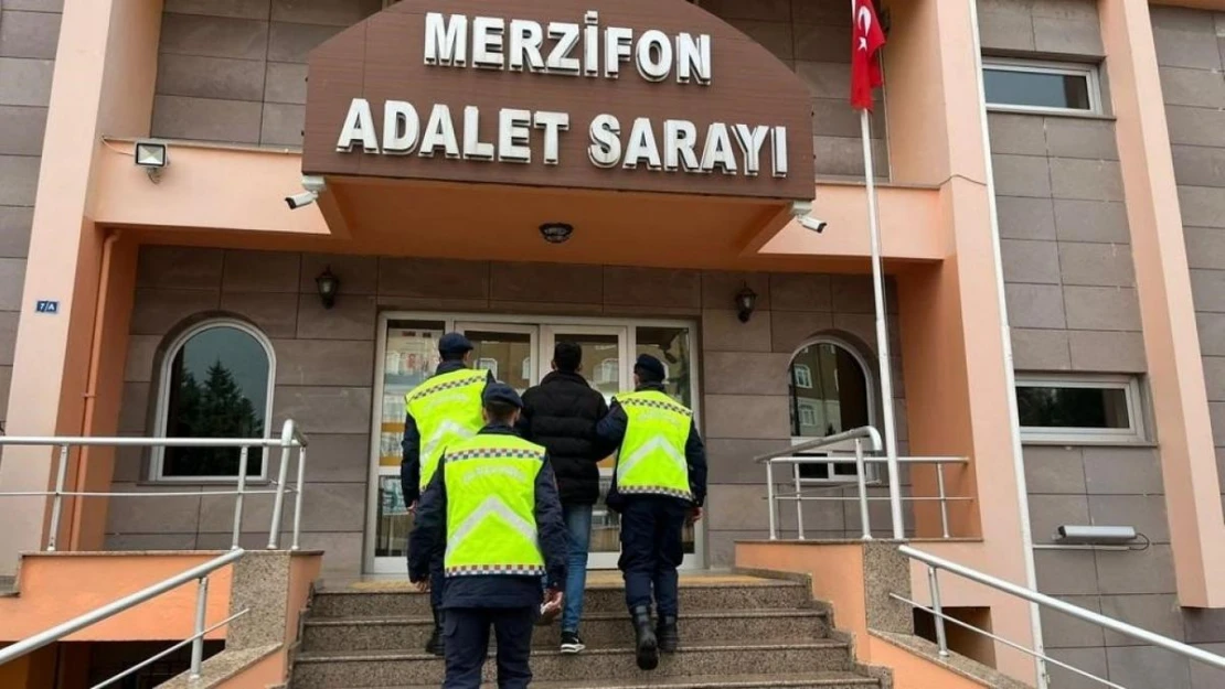 Amasya'da uyuşturucudan 22,5 yıl hapis cezası bulunan şahıs yakalandı