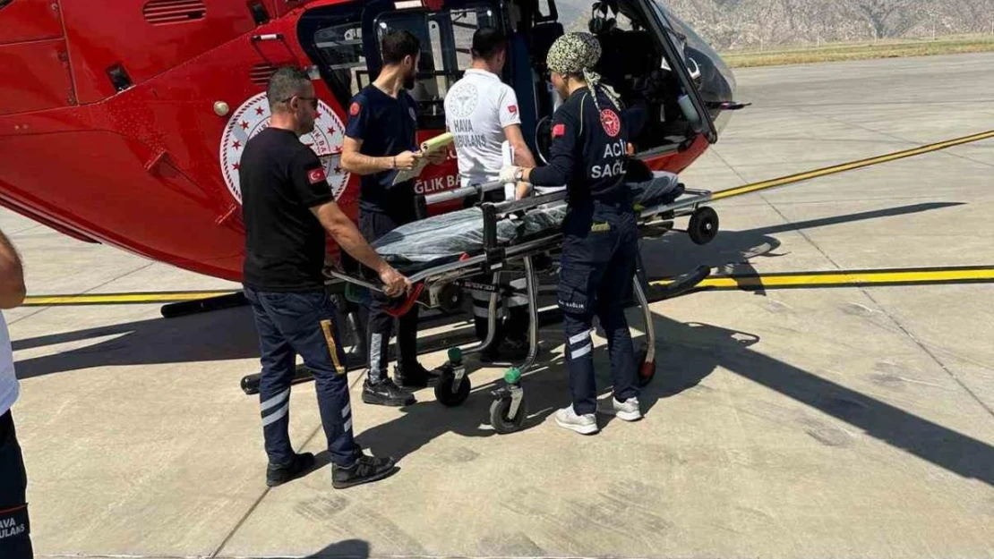 Ambulans helikopter uyanamayan çocuk için havalandı