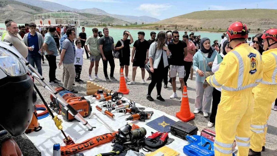 Anagold Acil Durum Müdahale Ekibine gençlerden yoğun ilgi