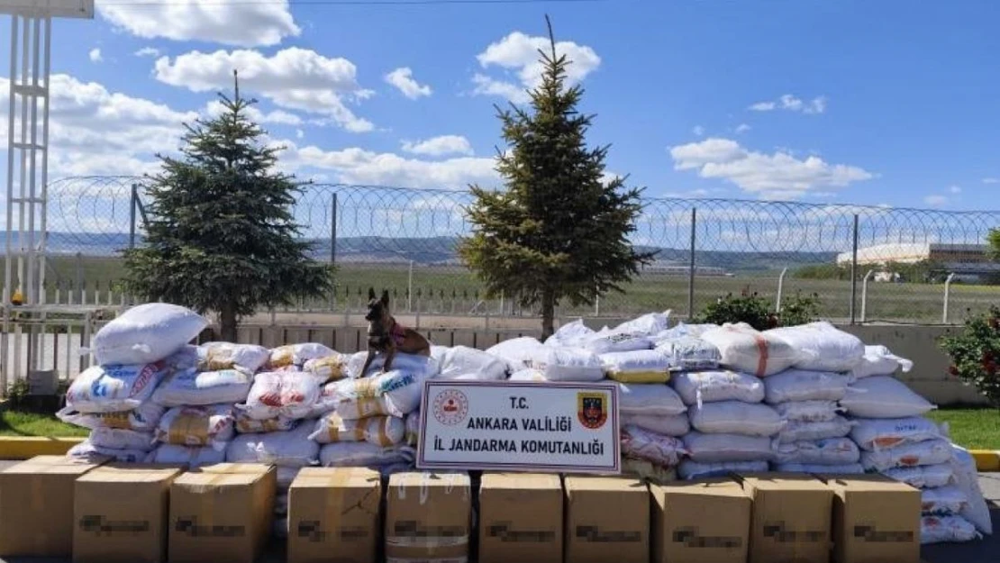 Ankara'da 13 ton 450 kilo bandrolsüz kıyılmış tütün ele geçirildi