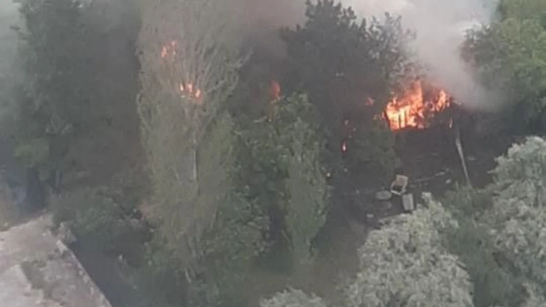 Ankara'da gecekonduda yangın: 1 ölü