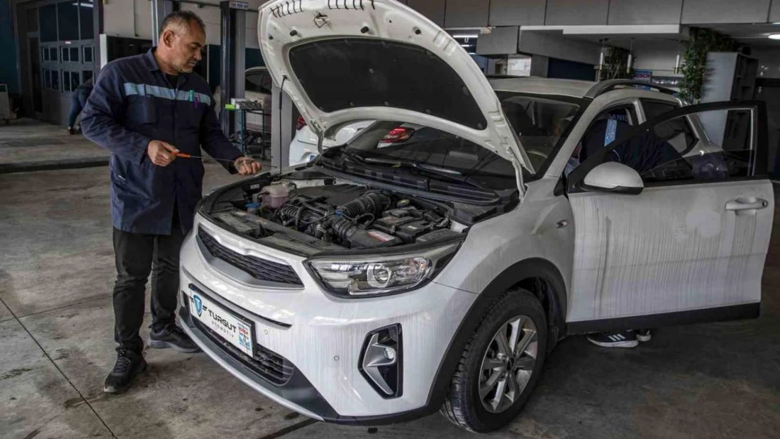 Antalya'da doğal afet sanayi esnafına ekmek kapısı oldu