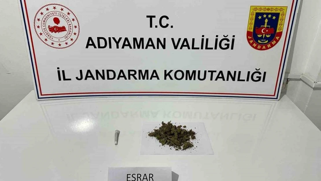 Araçta uyuşturucu madde ele geçirildi