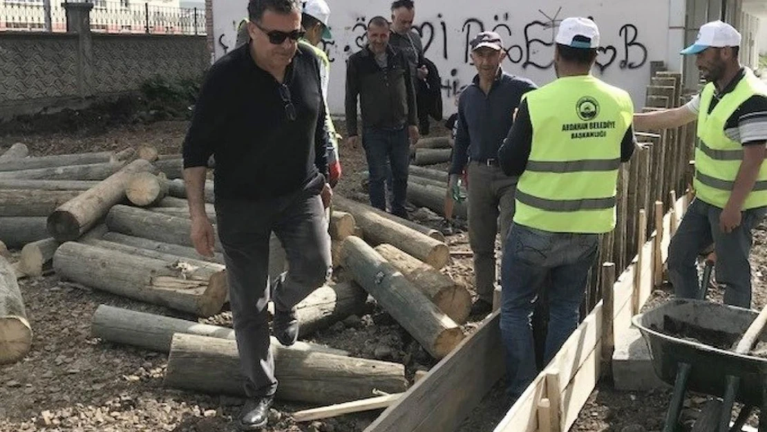 Ardahan Belediyesinin sosyal donatı yatırımları devam ediyor