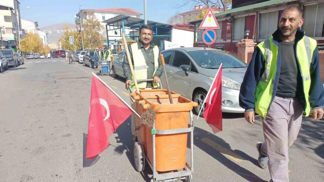 Ardahan'da Cumhuriyetin 100.yılı coşkuyla kutlandı