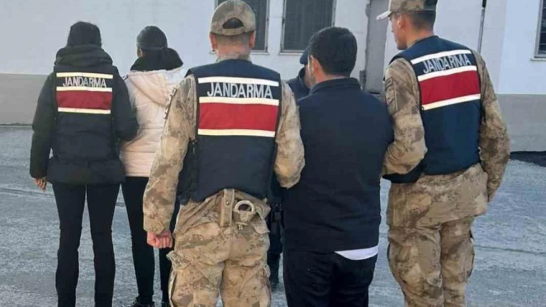 Ardahan'da göçmen kaçakçılarına operasyon: 2 zanlı tutuklandı