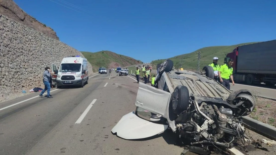 Aşkale'de feci kaza: 1 ölü, 7 yaralı