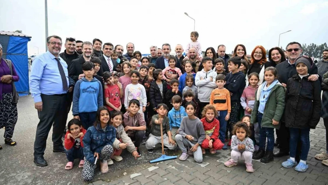 Asrın felaketinin 1. yıldönümünde BTSO heyeti Hatay'da