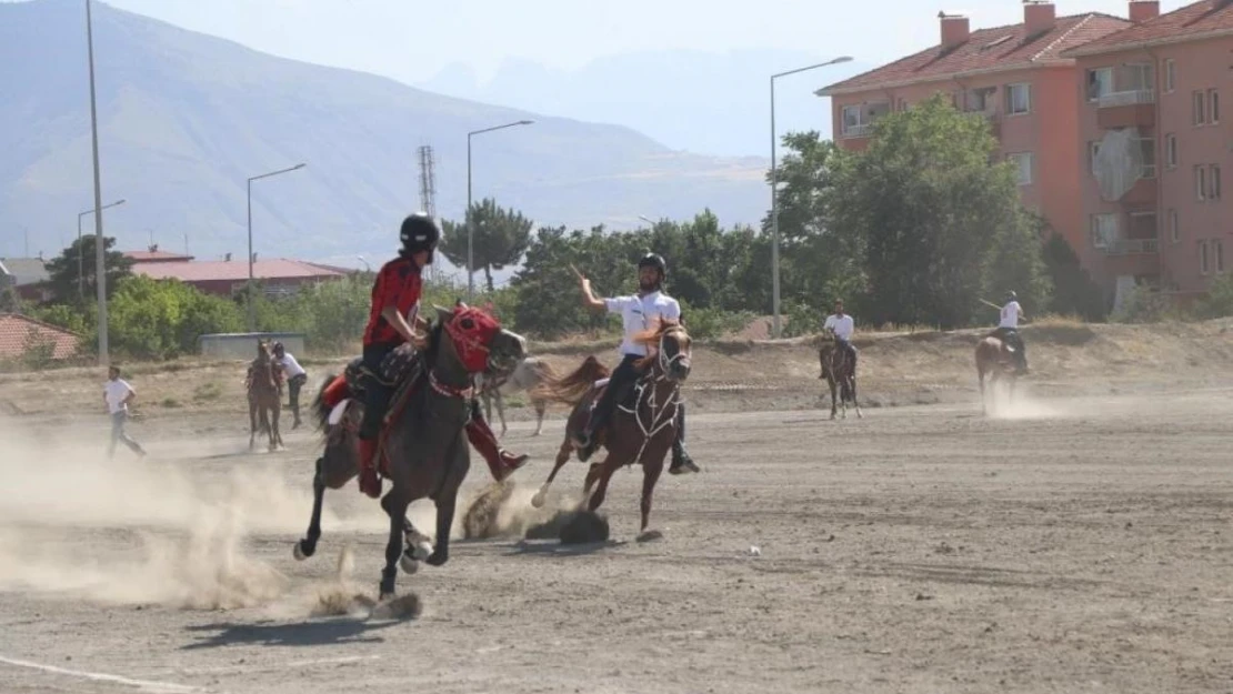 Ata sporu cirit Erzincan'da yaşatılıyor