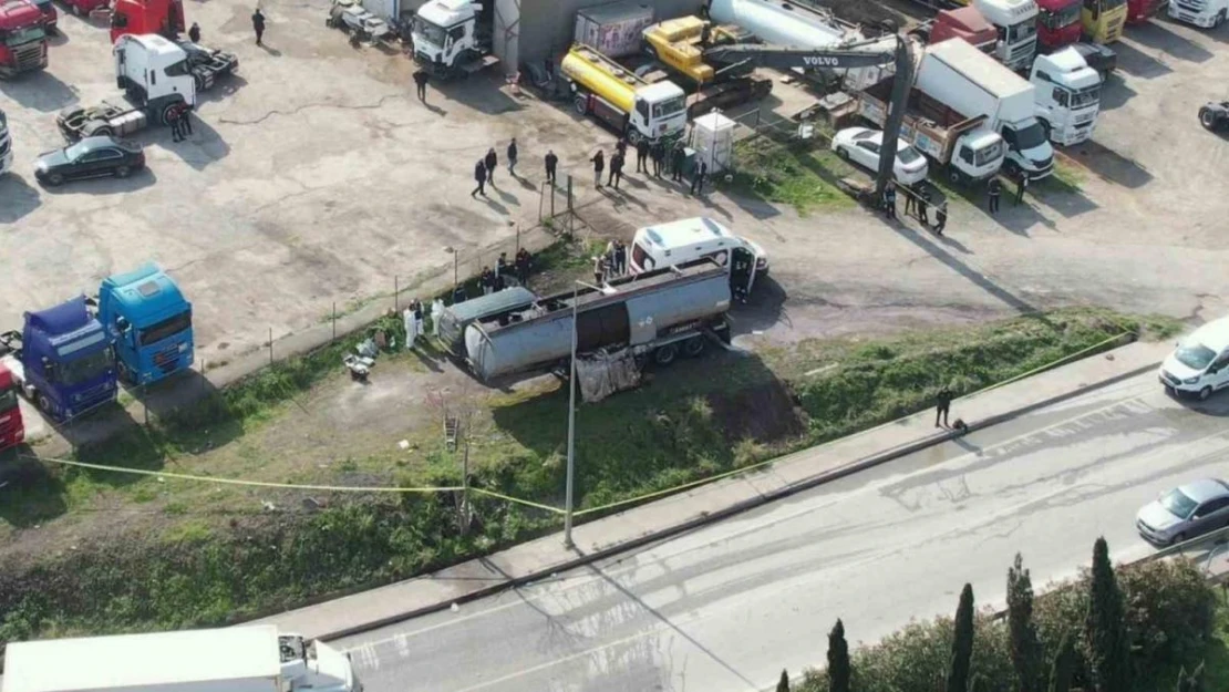 Ataşehir'de yanan yakıt tankeri havadan görüntülendi