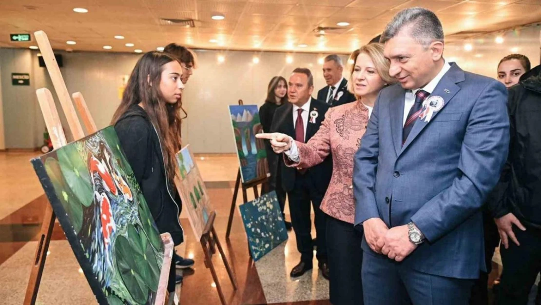 Atatürk'ün Antalya'ya gelişinin 94'üncü yıl dönümü kutlandı