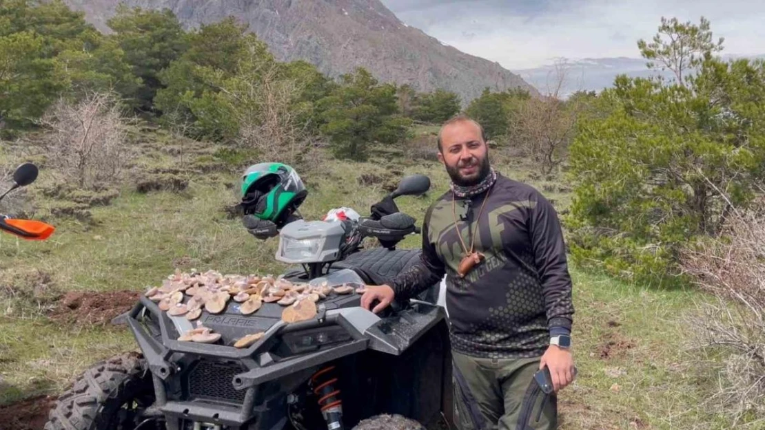 ATV ve kros motorlarla çıktıkları 3 bin rakımda mantar topladılar