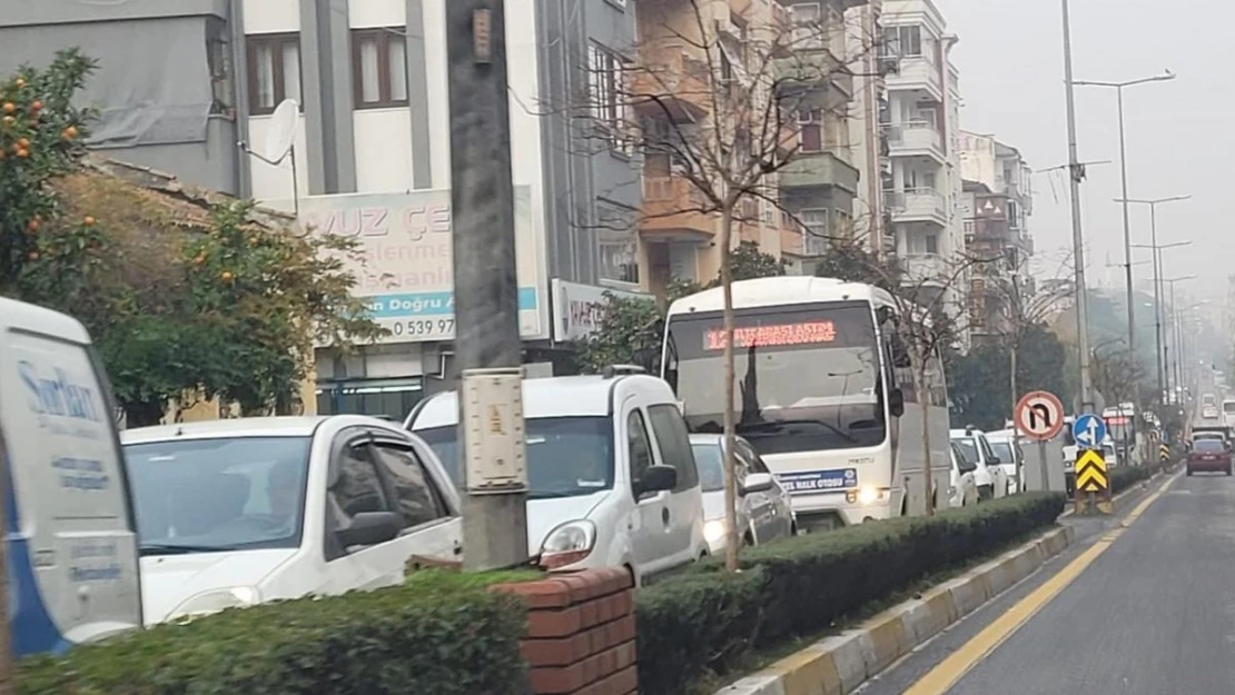 Aydın'da trafik yoğunluğu dikkat çekiyor