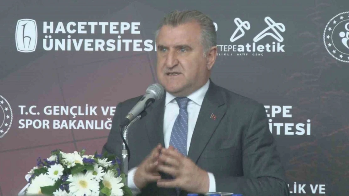 Bakan Bak: 'Türkiye son 22 yılda sporda devrim yaşamaktadır'