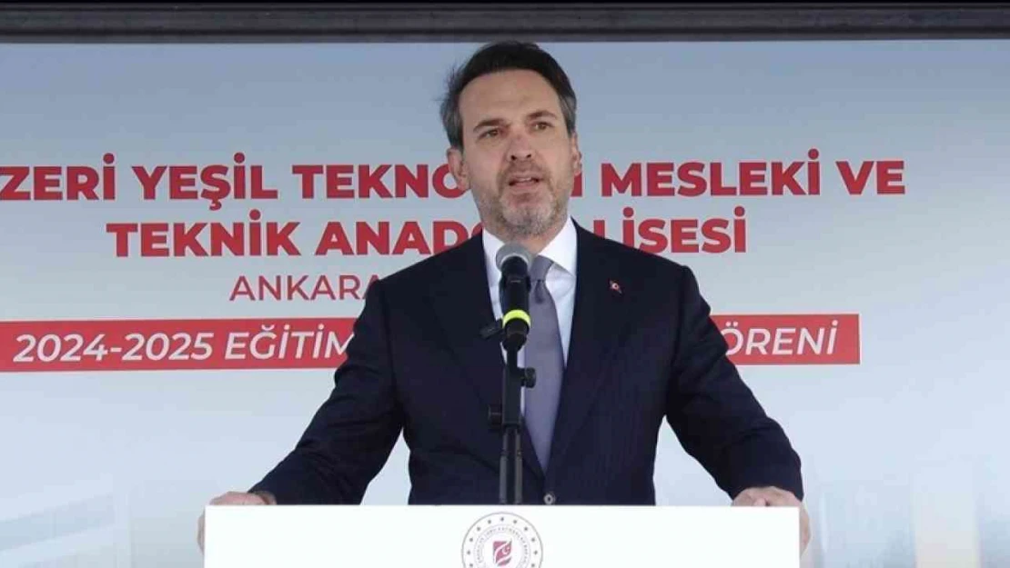 Bakan Bayraktar: 'Eskiden sadece aydınlatma amaçlı kullanılan elektrik bugün hayatımızın her alanında var'