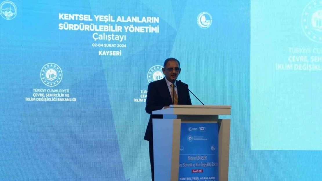 Bakan Özhaseki: 'Devlet olarak hak sahibi 390 bin aileye ev vermek zorundayız'