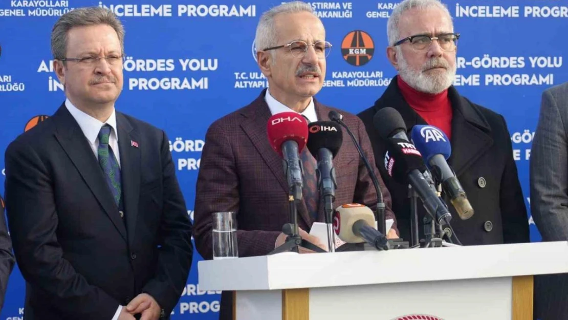 Bakan Uraloğlu: 'Ankara-İzmir hızlı tren projesi 2026 yılında tamamlanacak'