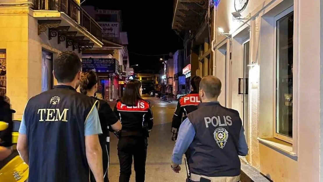 Balıkesir'de 'Huzur' operasyonu: 8 aranan şahsa gözaltı