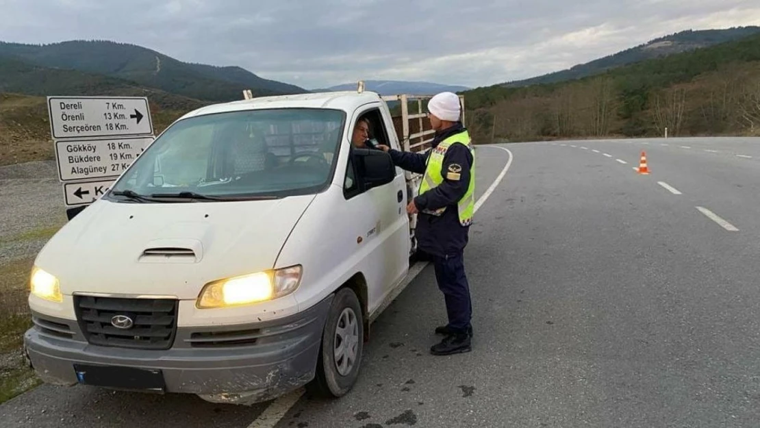 Balıkesir'de jandarmadan trafik denetimi