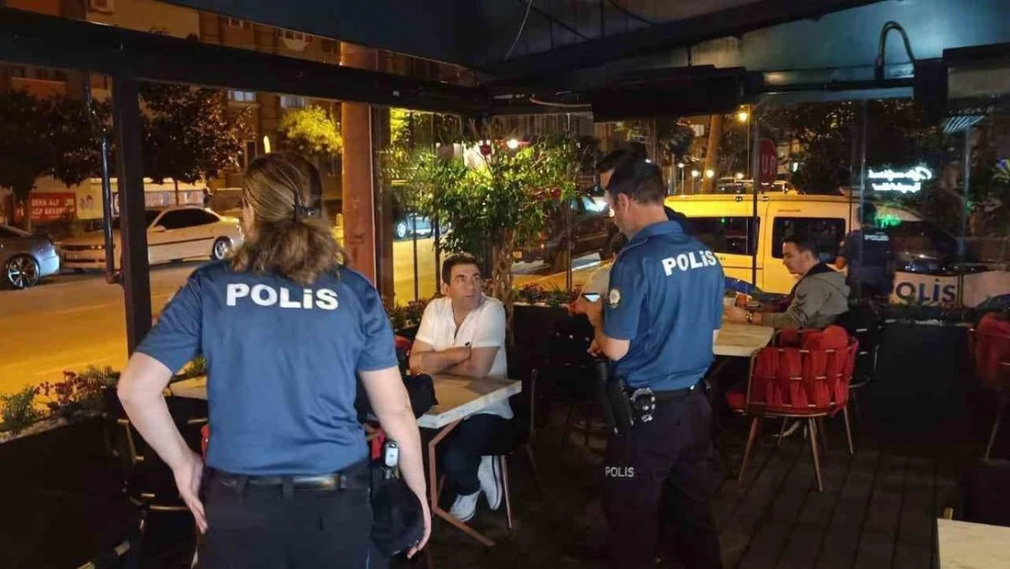 Balıkesir'de polis 5'i hapis cezası olmak üzere toplam 13 şahsı yakaladı