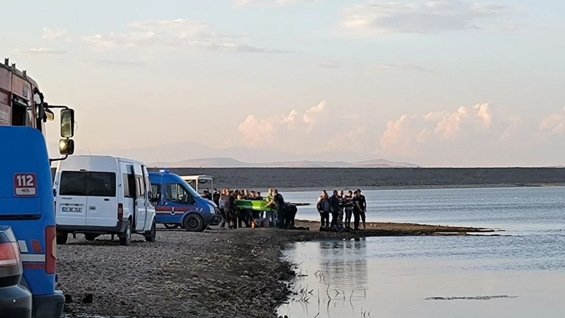 Barajda suyun içinde kaybolan 5 kişiden 4'ünün cansız bedenine ulaşıldı