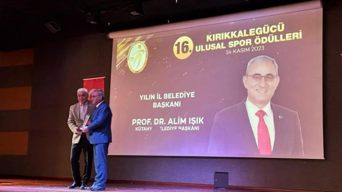 Başkan Alim Işık'a bir ödül daha