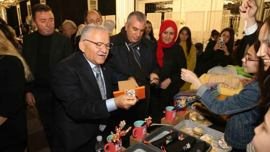 Başkan Büyükkılıç: 'Kalleş terör saldırısında yaralanan Kayserili askerlerin durumu iyi'