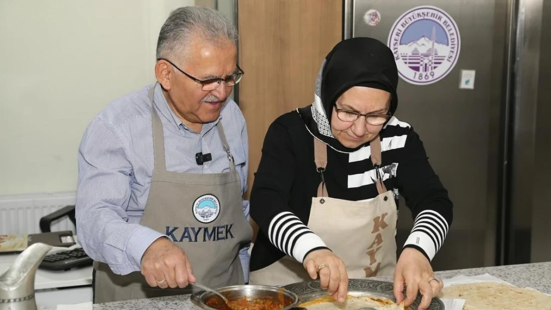 Başkan Büyükkılıç, eşi ile 'Kayseri Yağlaması' yaptı