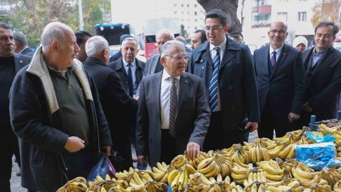 Başkan Büyükkılıç'tan 'pazar yeri' ziyareti