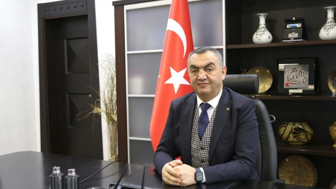 Başkan Büyüksimitci: 'Geleceğin mimarı öğretmenlerimize minnet borçluyuz'