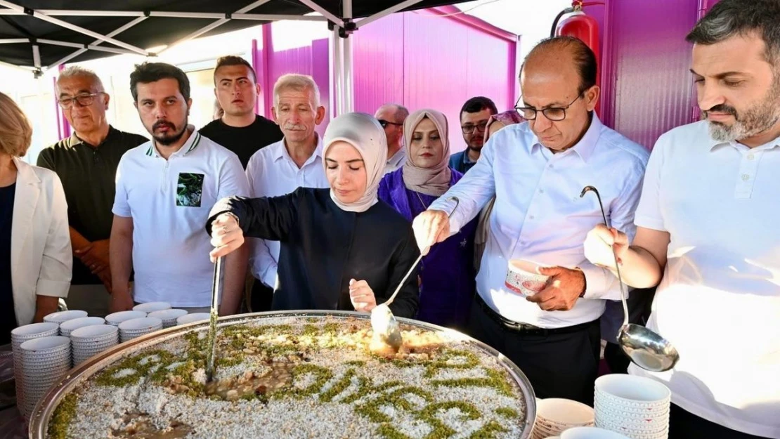 Başkan Geçit: 'Toplumun tüm kesimlerine sevgi ve muhabbetle yaklaşıyoruz'