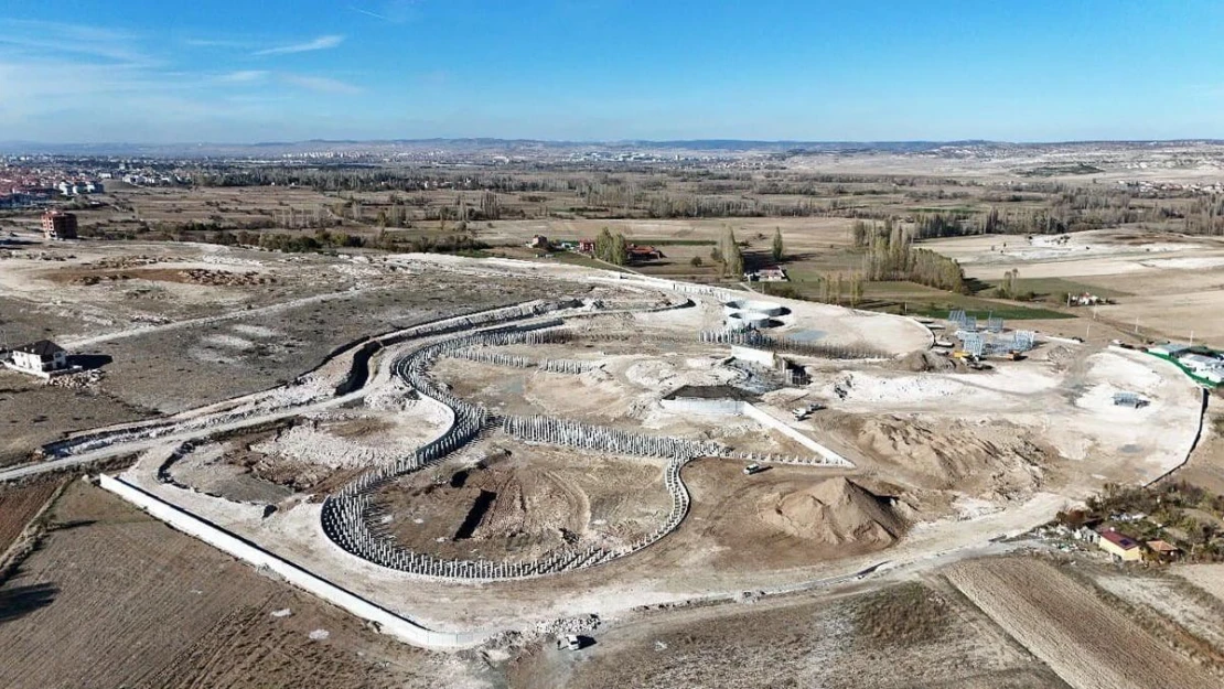 Başkan Işık, Kanal Kütahya'da incelemelerde bulundu