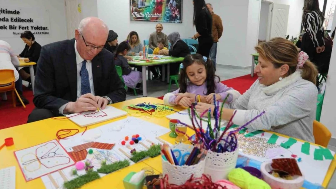 Başkan Kazım Kurt'un çağdaş bir toplum için verdiği eğitim 'mücadelesi'