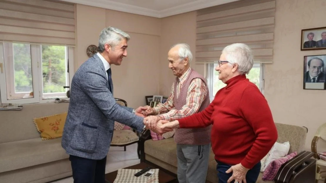 Başkan Oktay öğretmenini unutmadı