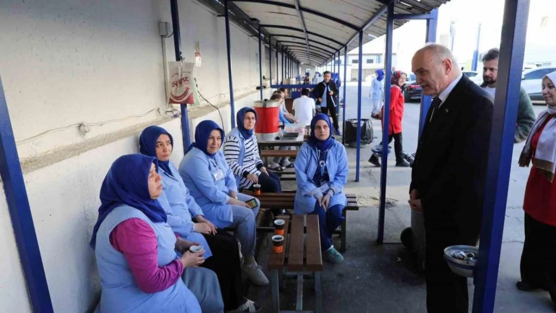 Başkan Özlü, 'Üretim ve istihdam üssü fabrikalar çok önemli'