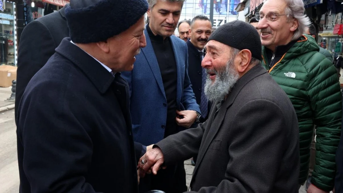 Başkan Sekmen 'Bakırcılar Çarşısı yenilenecek'