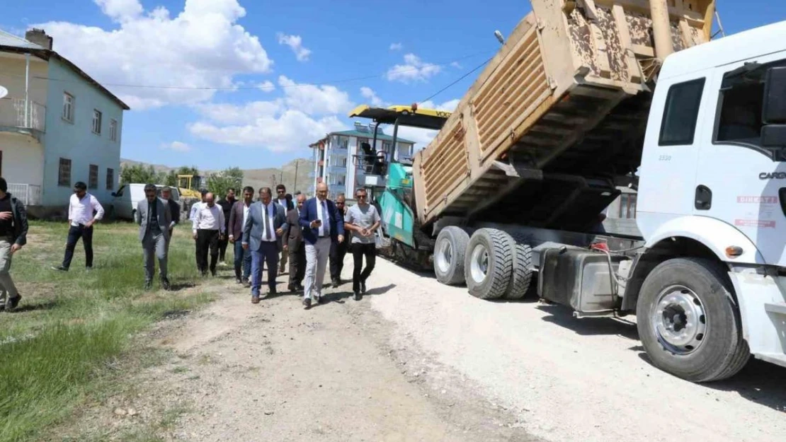 Başkan Vekili Aydın asfalt çalışmalarını inceledi