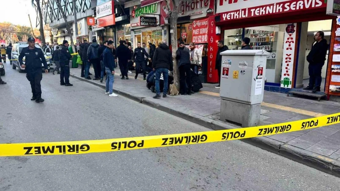 Başkent'te silahlı kavga: 1'i ağır 3 yaralı