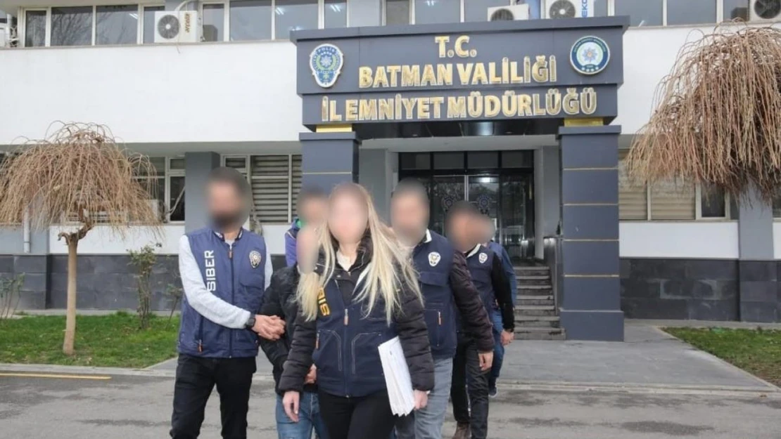 Batman'da siber dolandırıcılık operasyonlarında 5 tutuklama