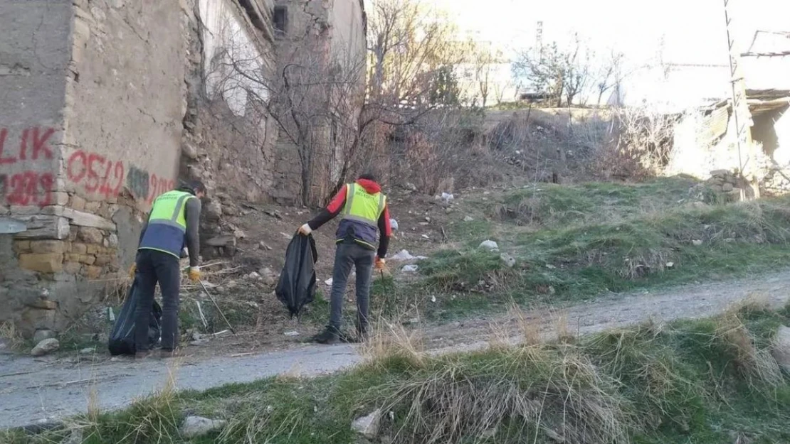 Bayburt Belediyesince genel temizlik çalışmaları titizlikle sürdürülüyor