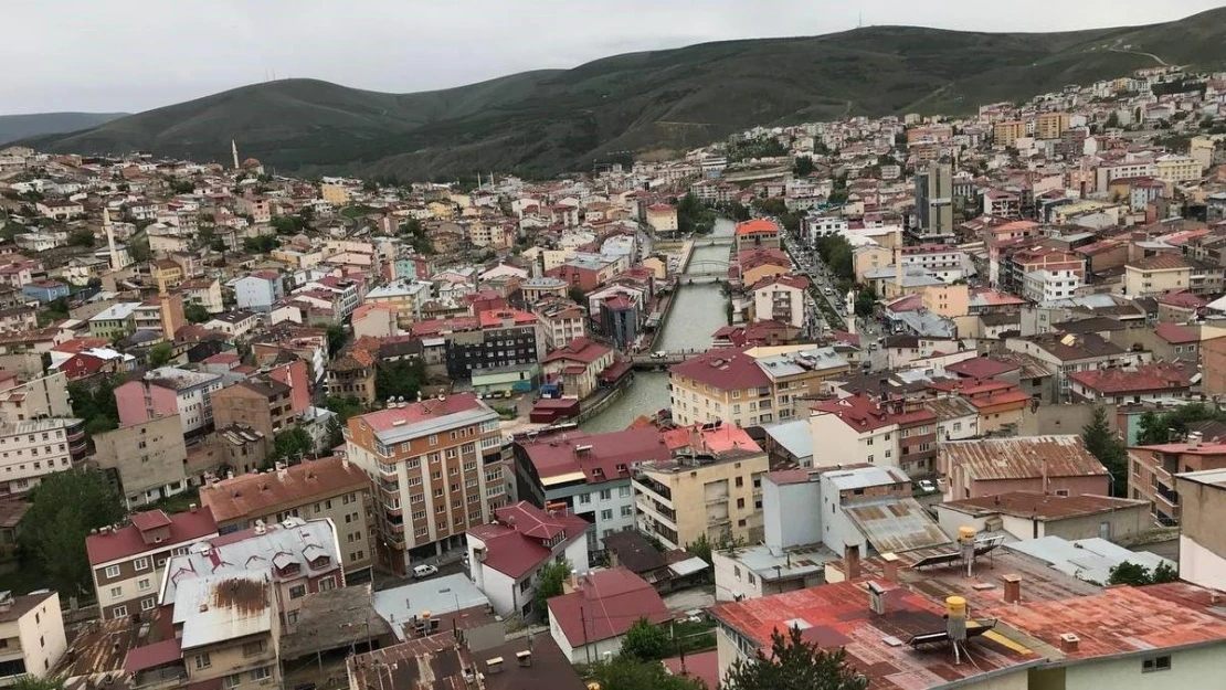 Bayburt seçimlerde birinciliği elden bırakmıyor