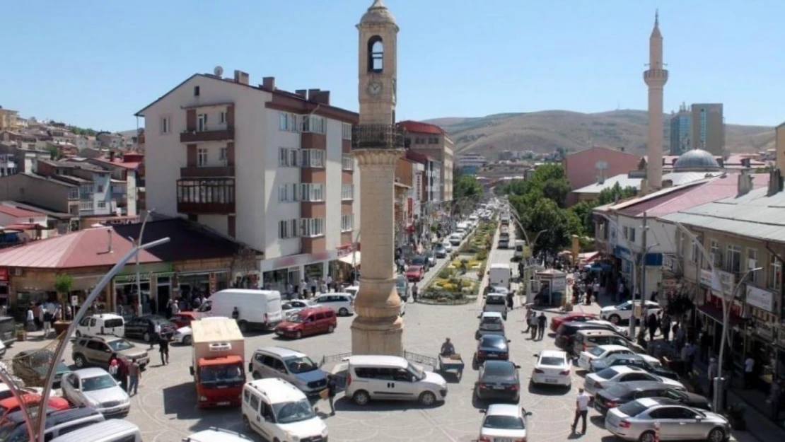 Bayburt'ta trafiğe kayıtlı araç sayısı mart ayı sonu itibarıyla 16 bin 594 oldu