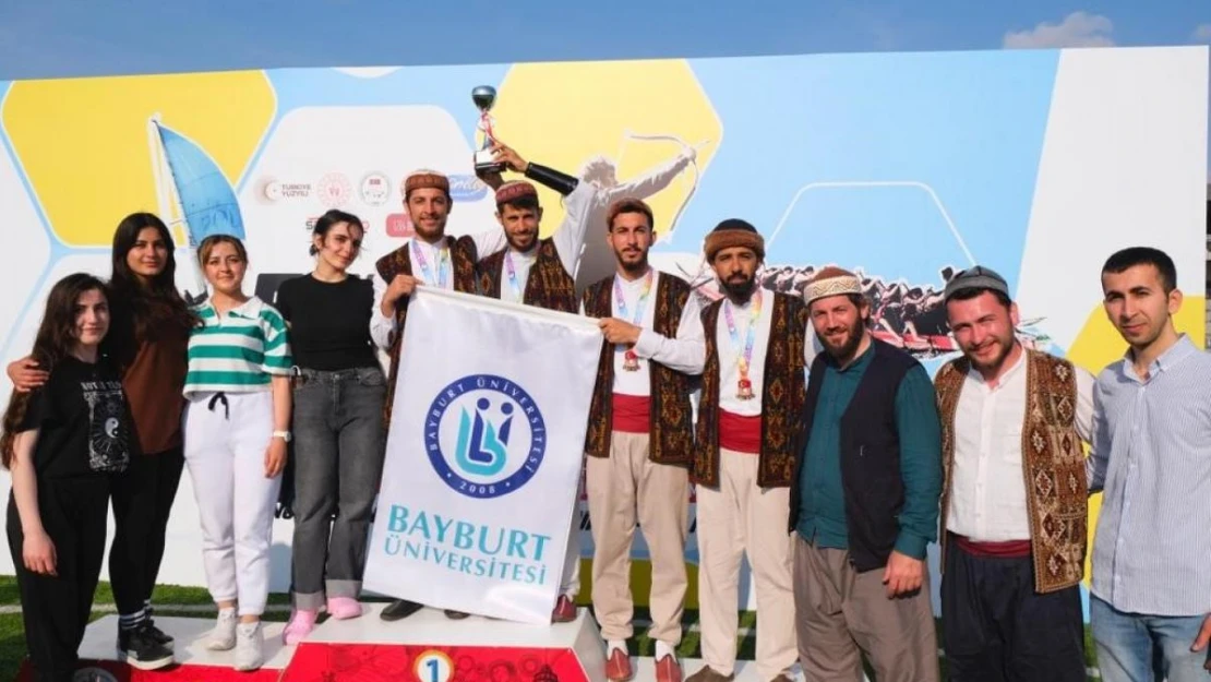 Bayburt Üniversitesi, Geleneksel Türk Okçuluğunda takım halinde bronz madalya kazandı