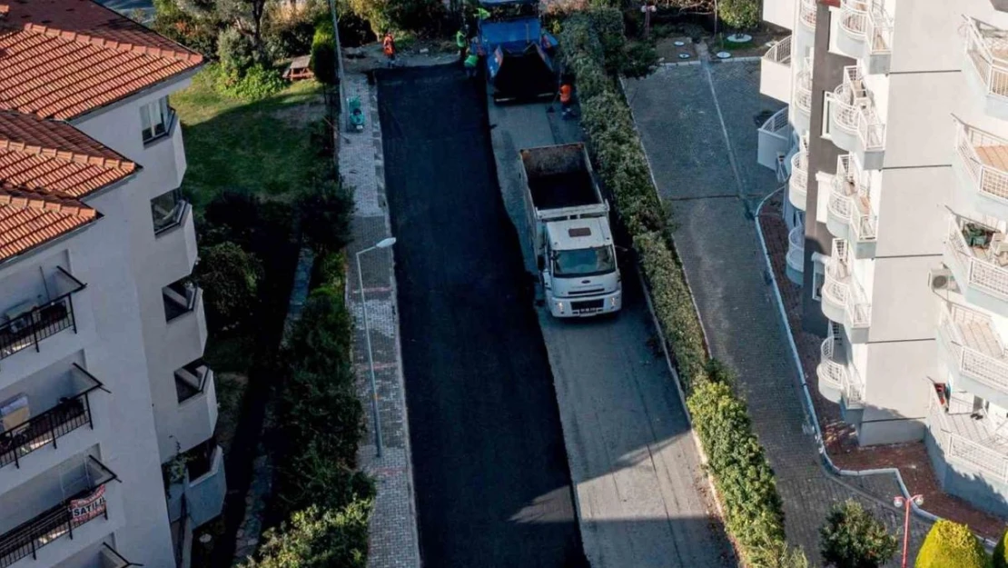 Bayraklıdede Mahallesi'nde yeni yollar yapılıyor